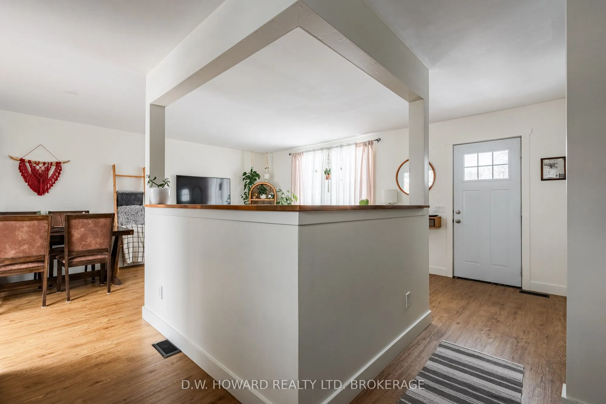 552 Lakeview Road