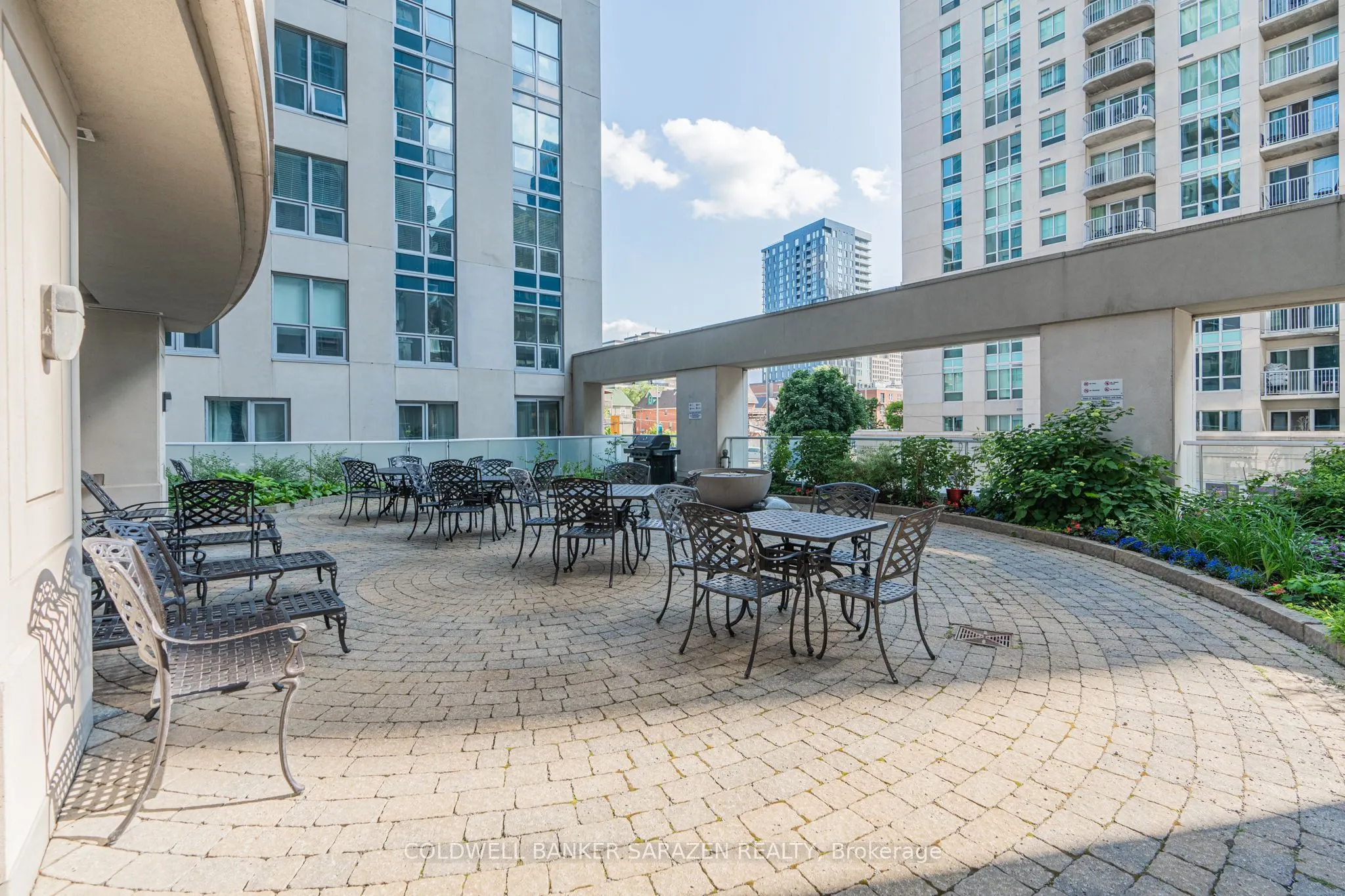 195 Besserer Street, #601