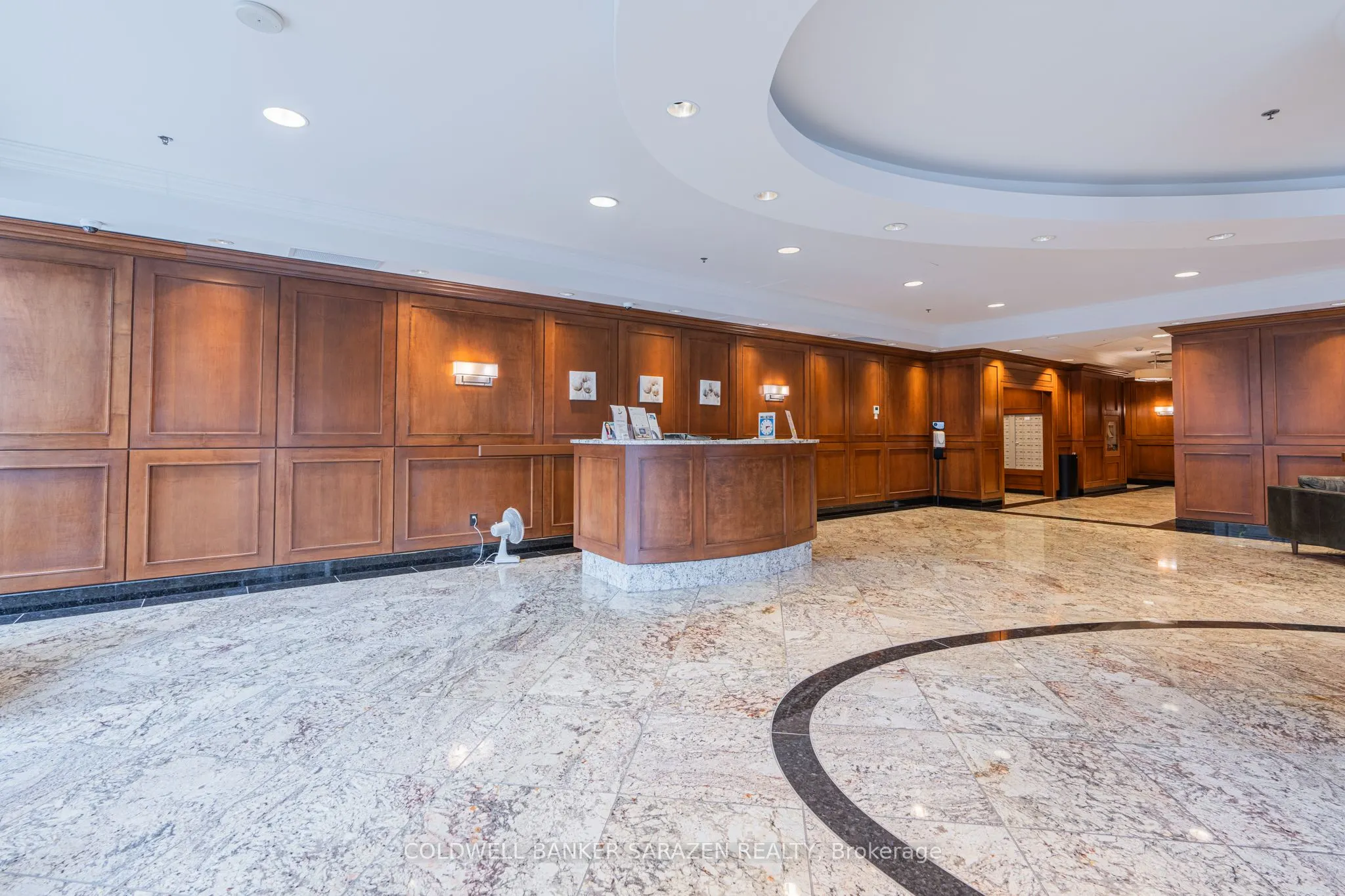 195 Besserer Street, #601