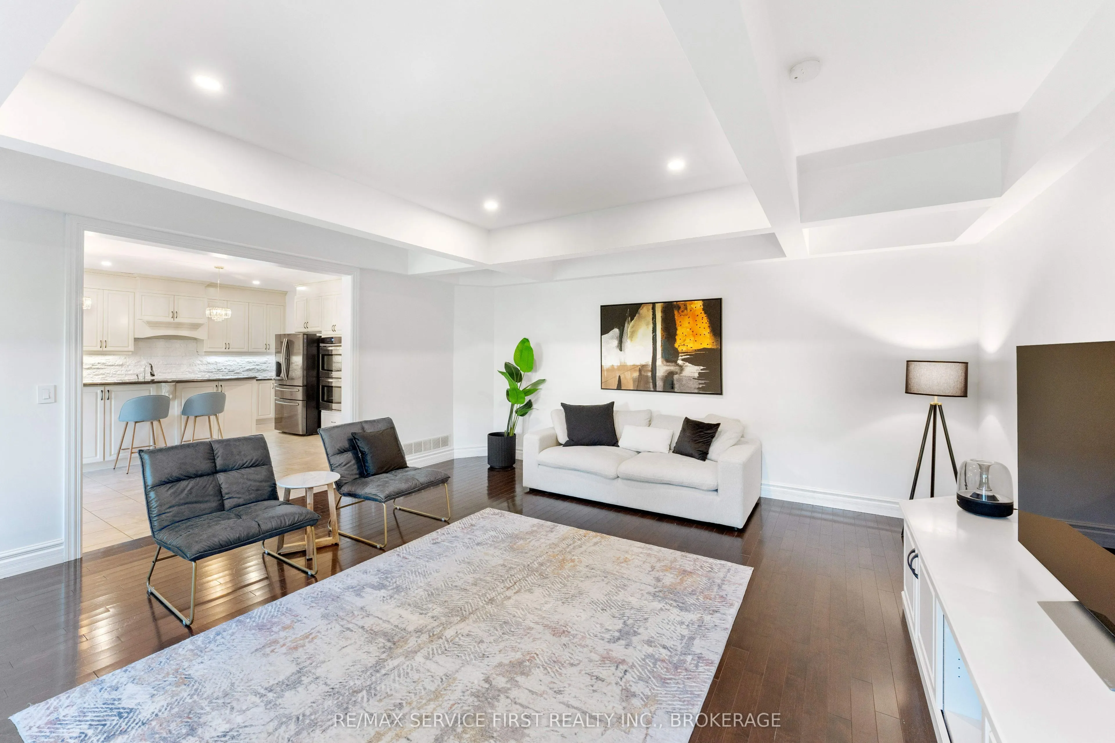 81 Kenwoods Circle