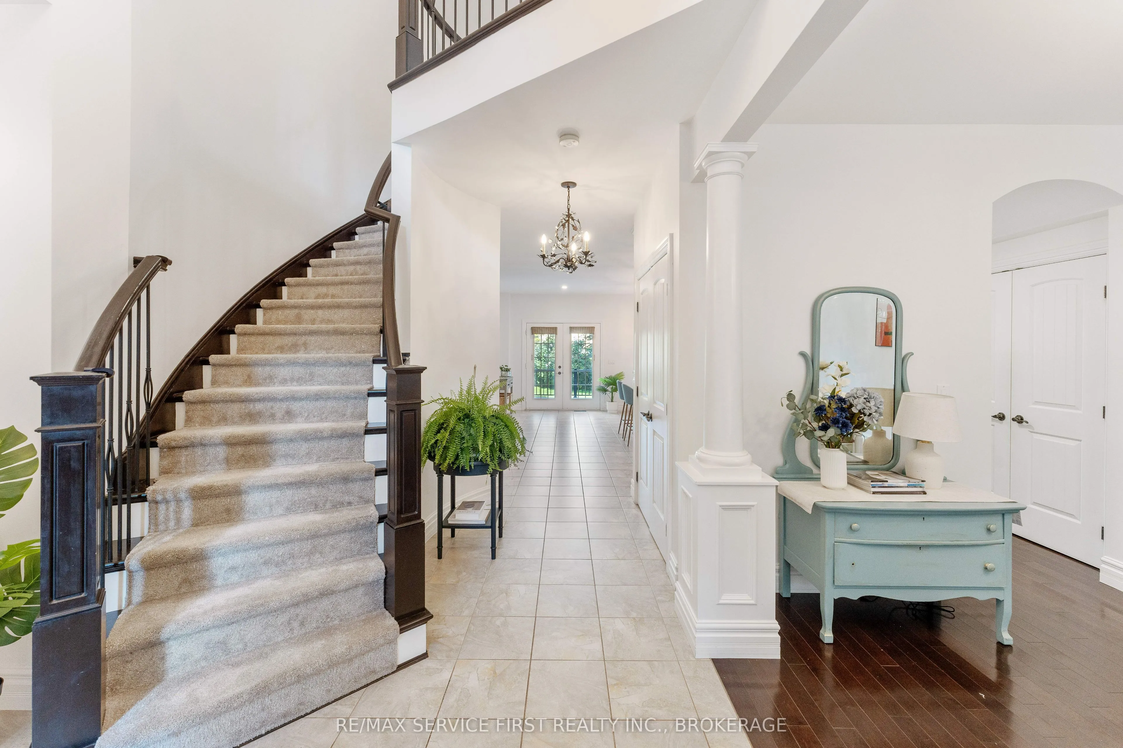 81 Kenwoods Circle
