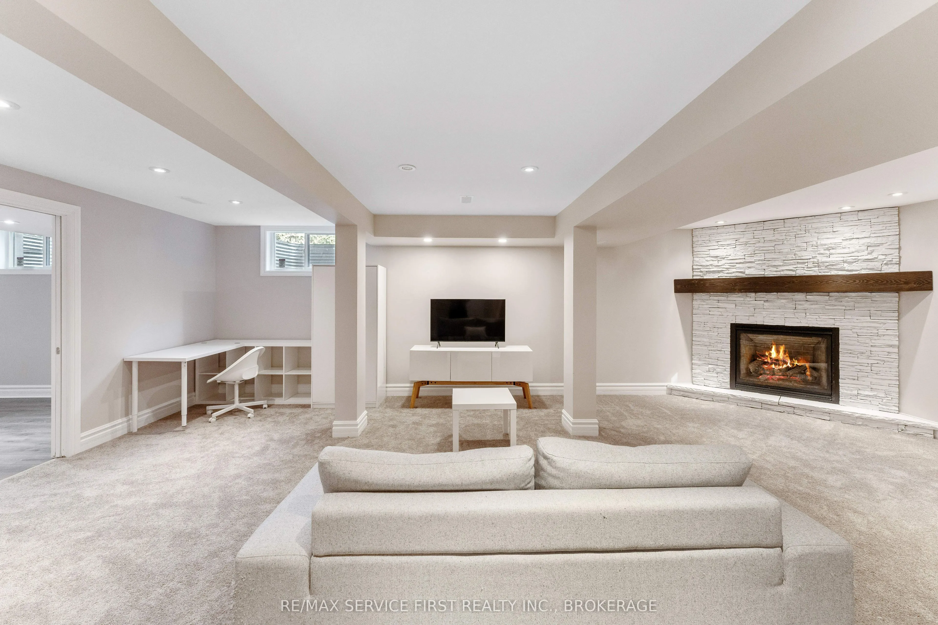 81 Kenwoods Circle