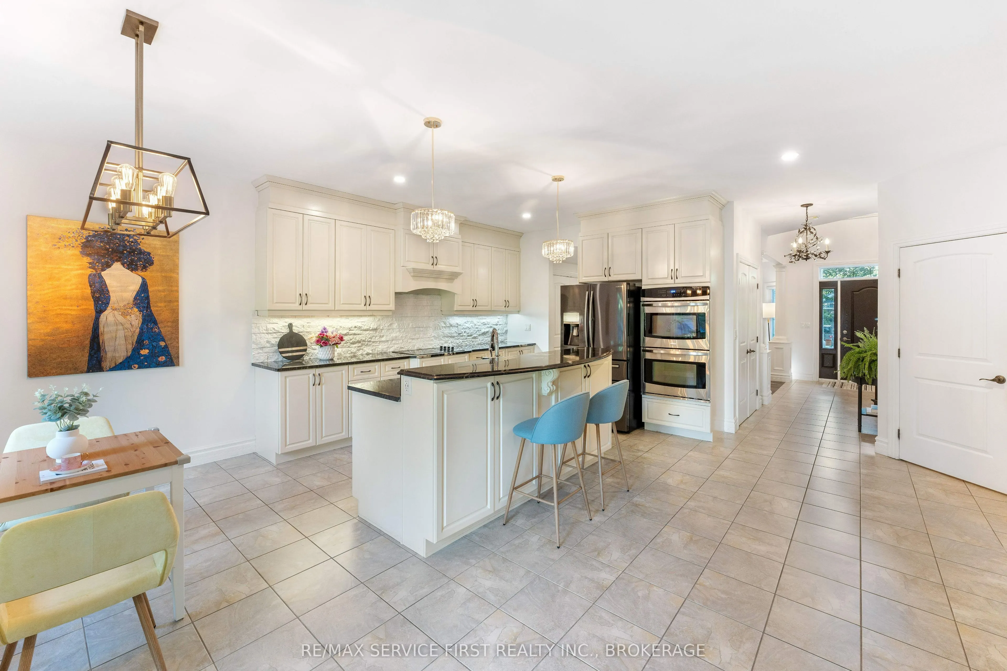 81 Kenwoods Circle
