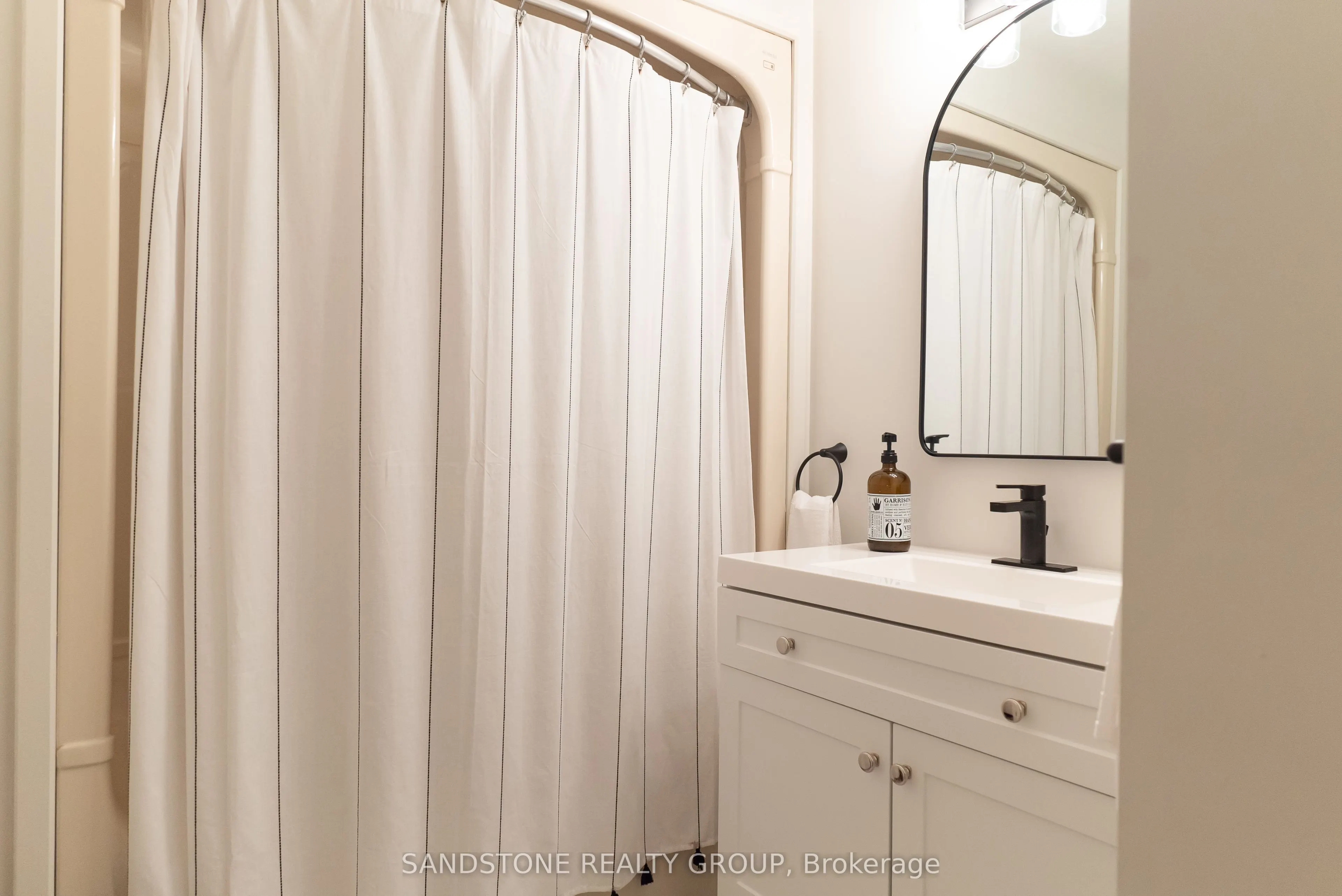 45 Richmond Crescent