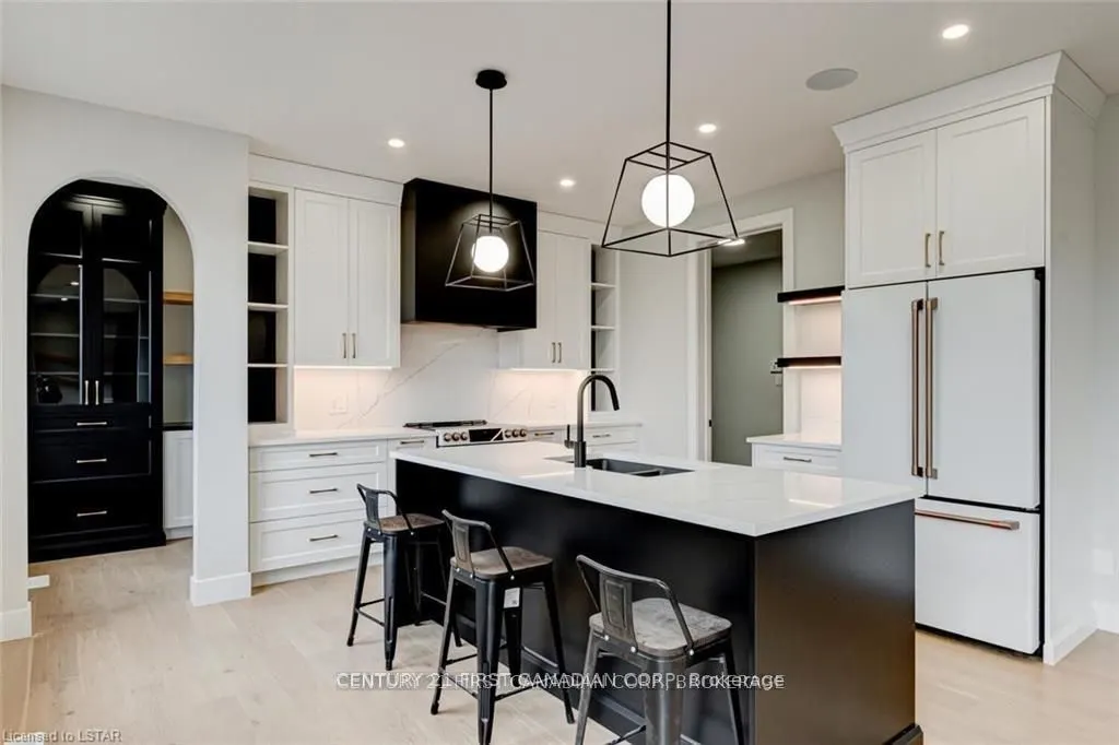 129 ASPEN Circle