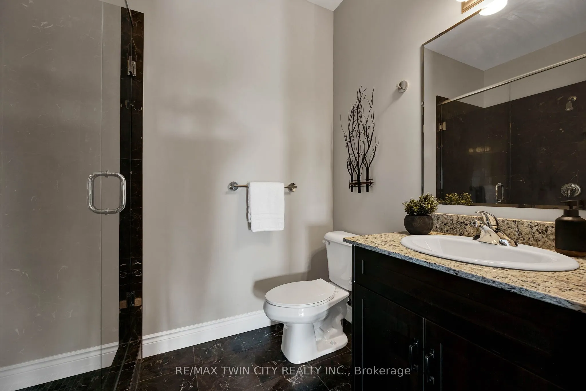 223 Erb Street W, #808