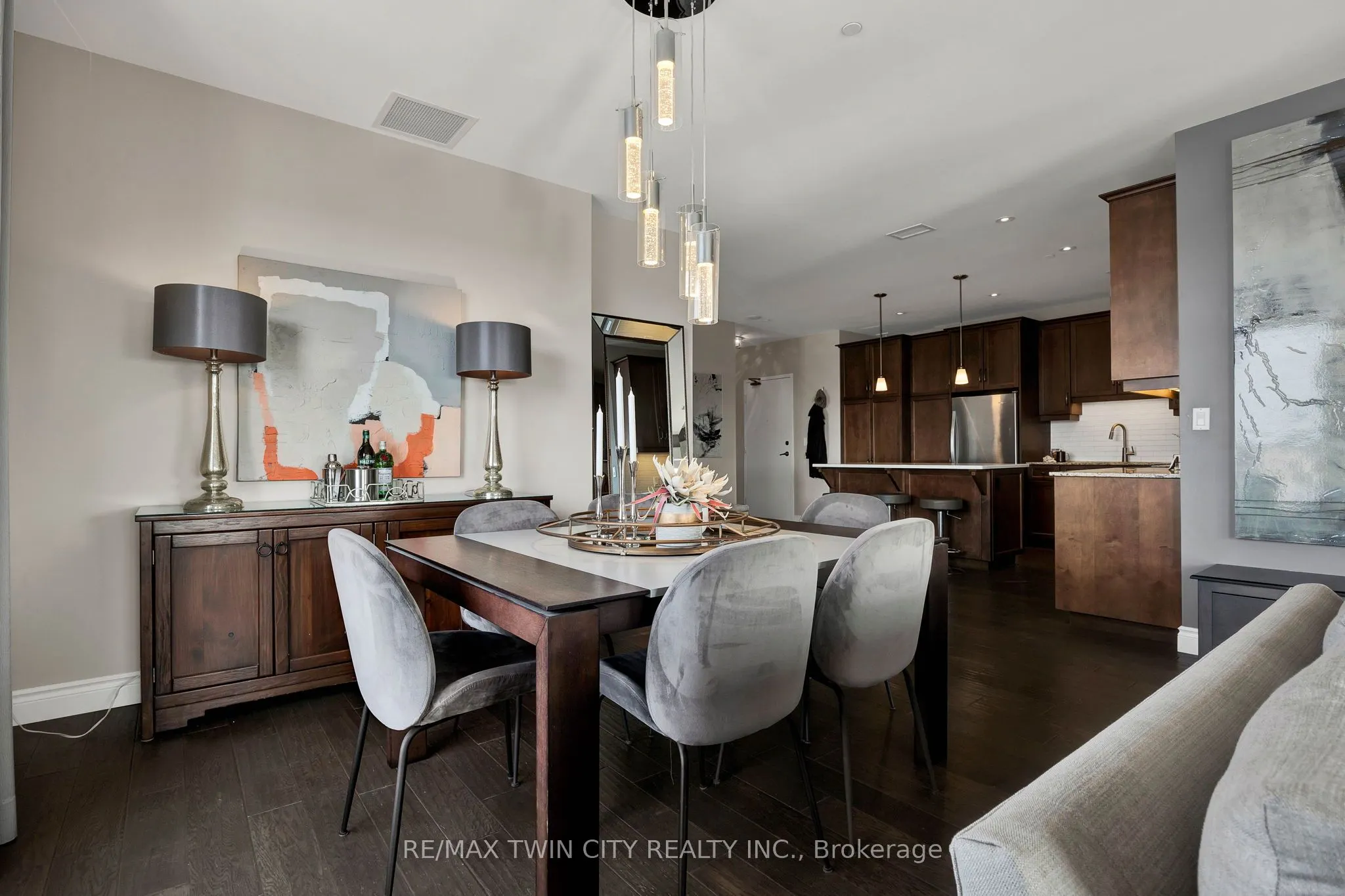 223 Erb Street W, #808
