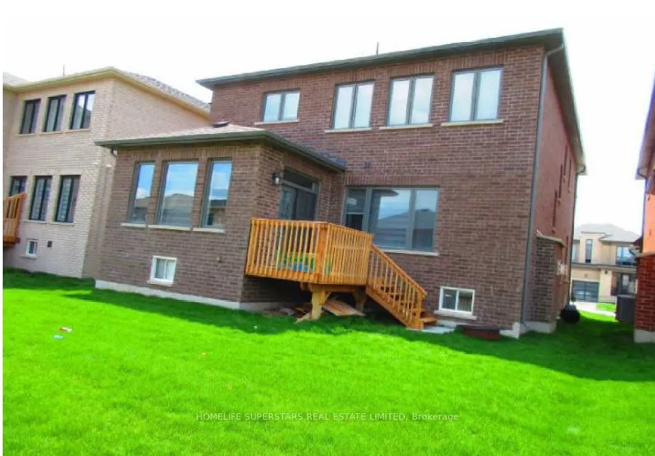 795 QUEENSTON Boulevard