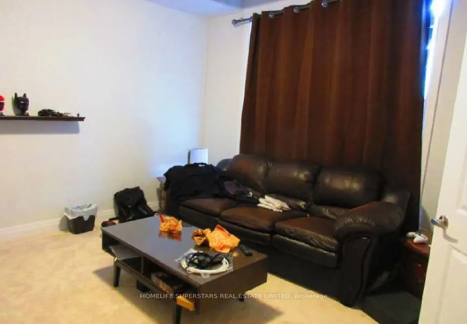 795 QUEENSTON Boulevard