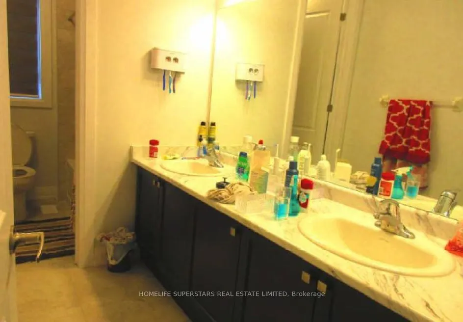 795 QUEENSTON Boulevard