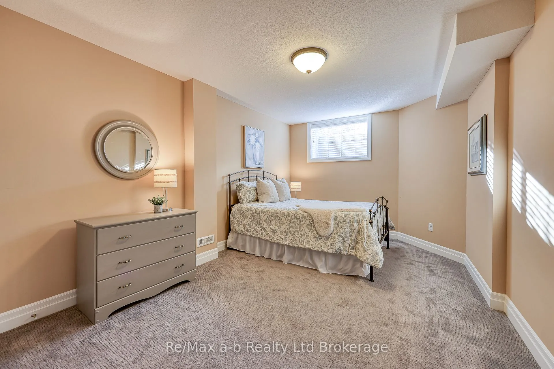 247 Munnoch Boulevard #24