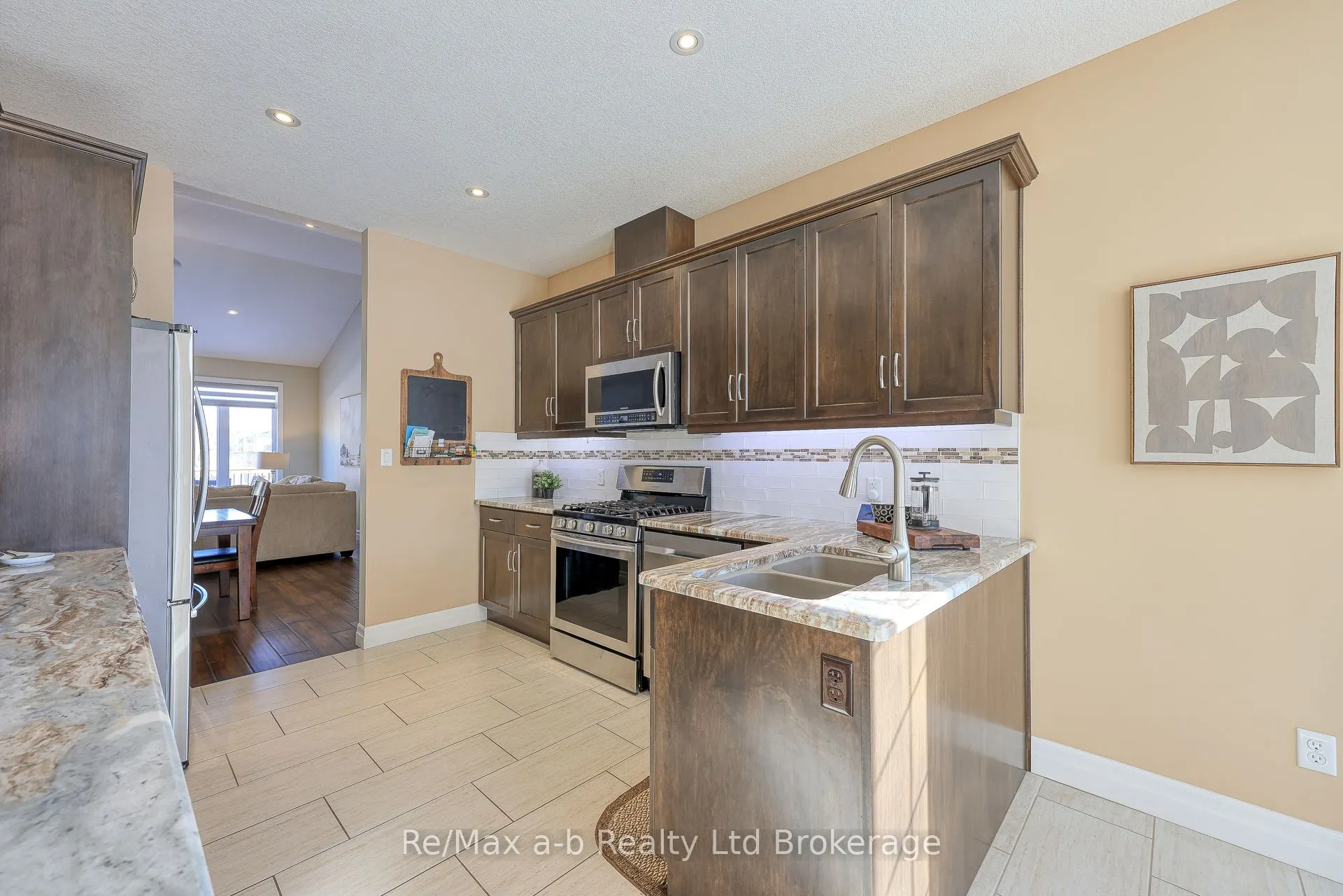 247 Munnoch Boulevard #24