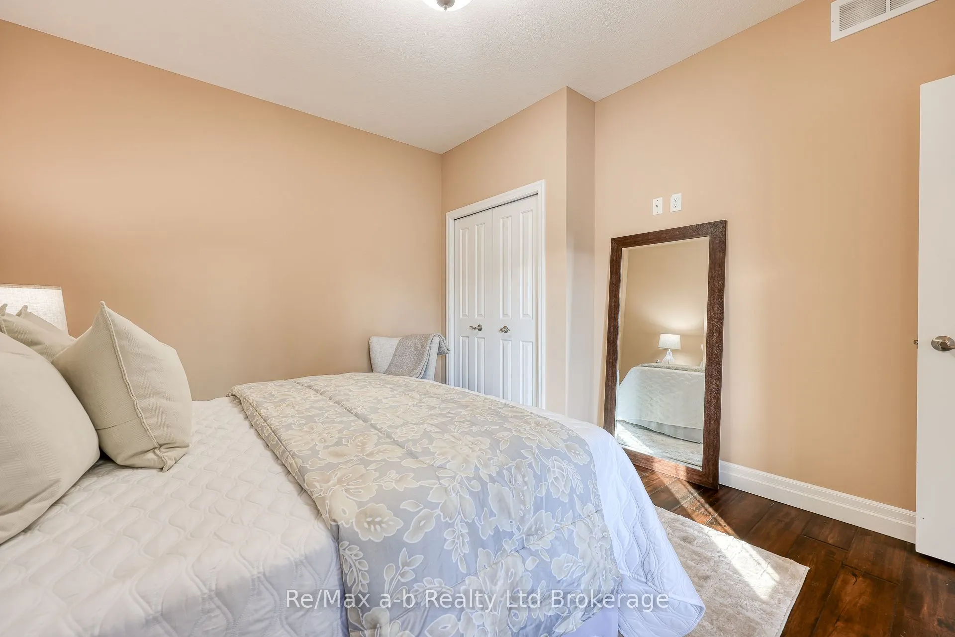 247 Munnoch Boulevard #24