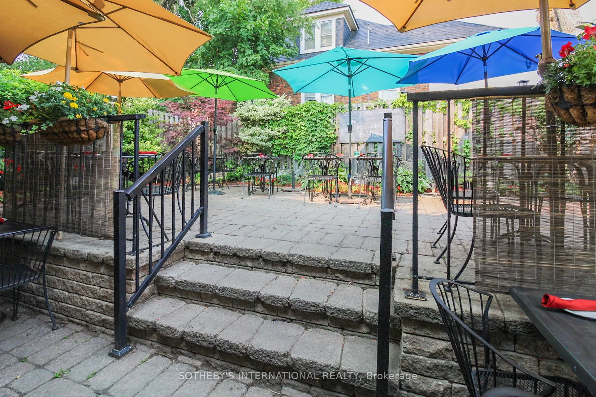 25-27 Buell Street