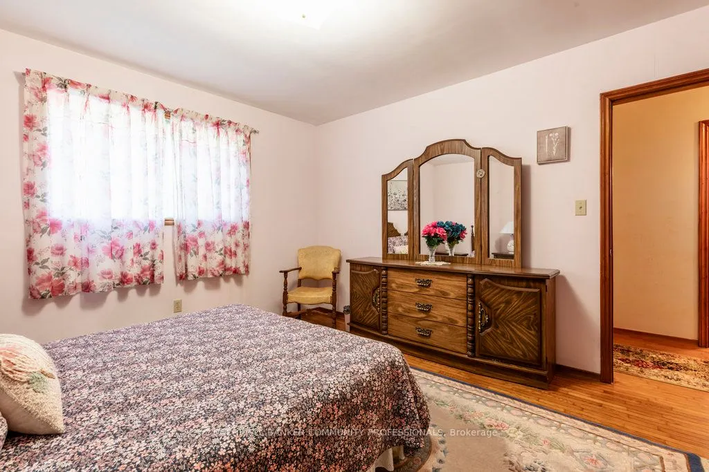 16 Elm Avenue