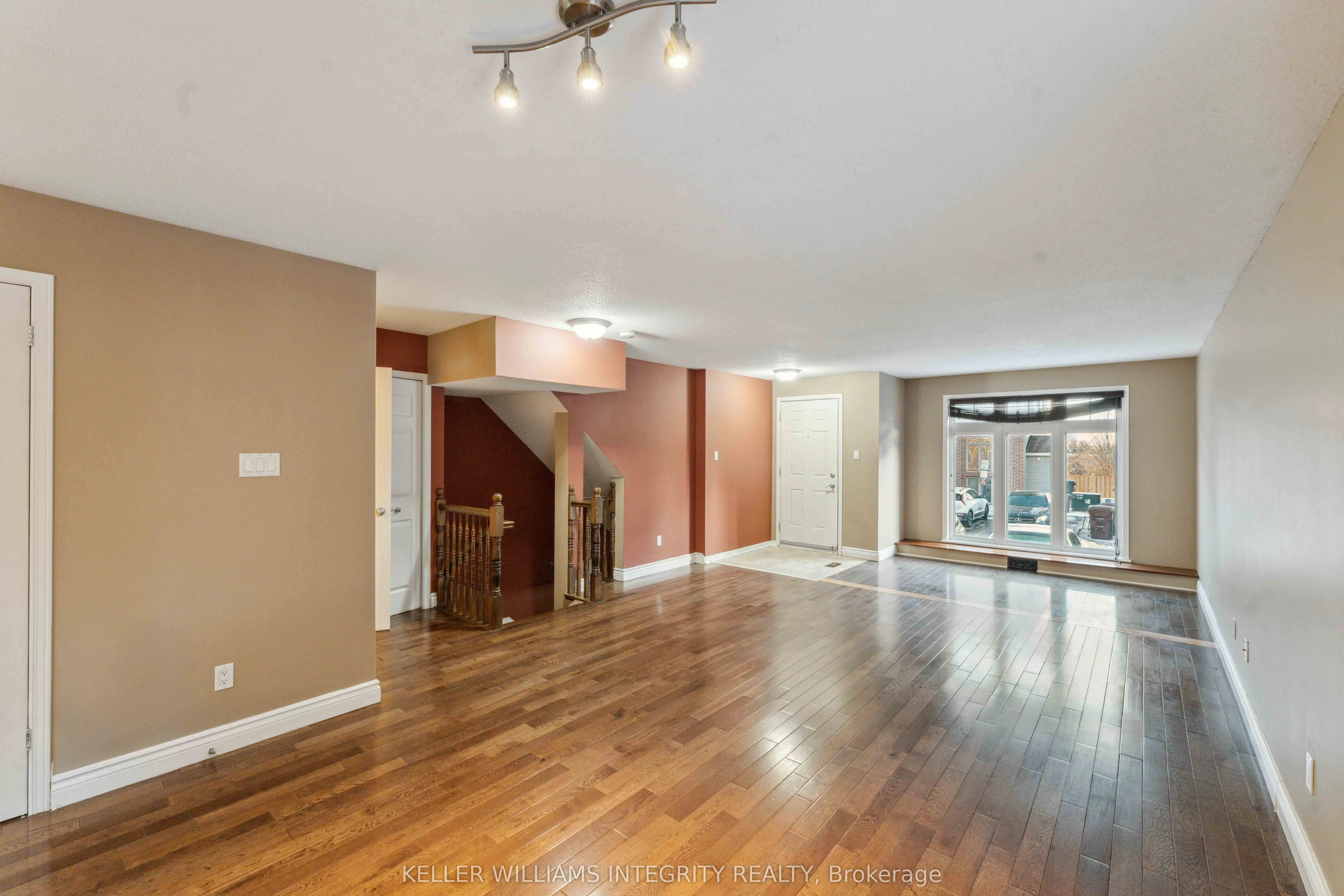 562 Reardon, #9
