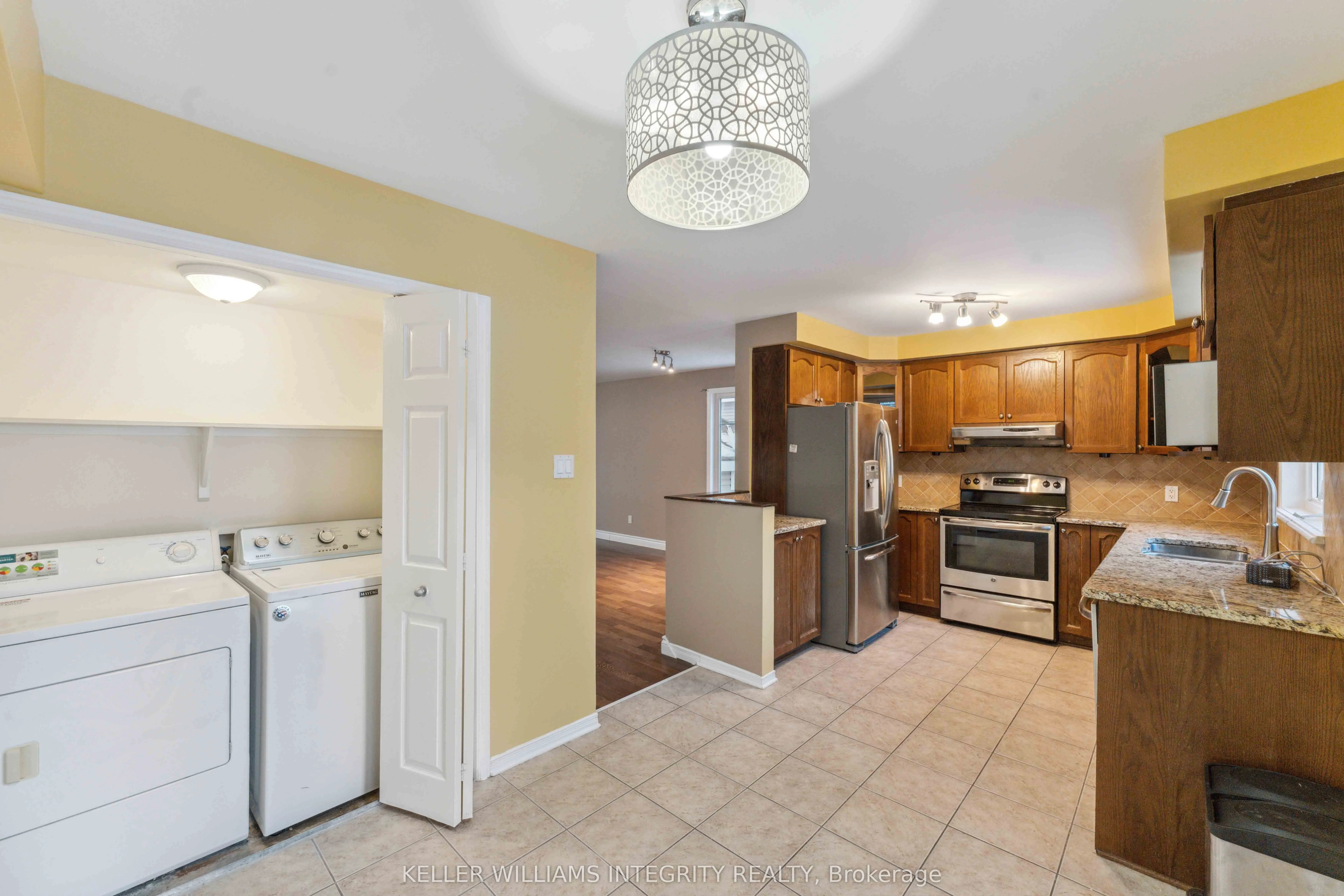 562 Reardon, #9