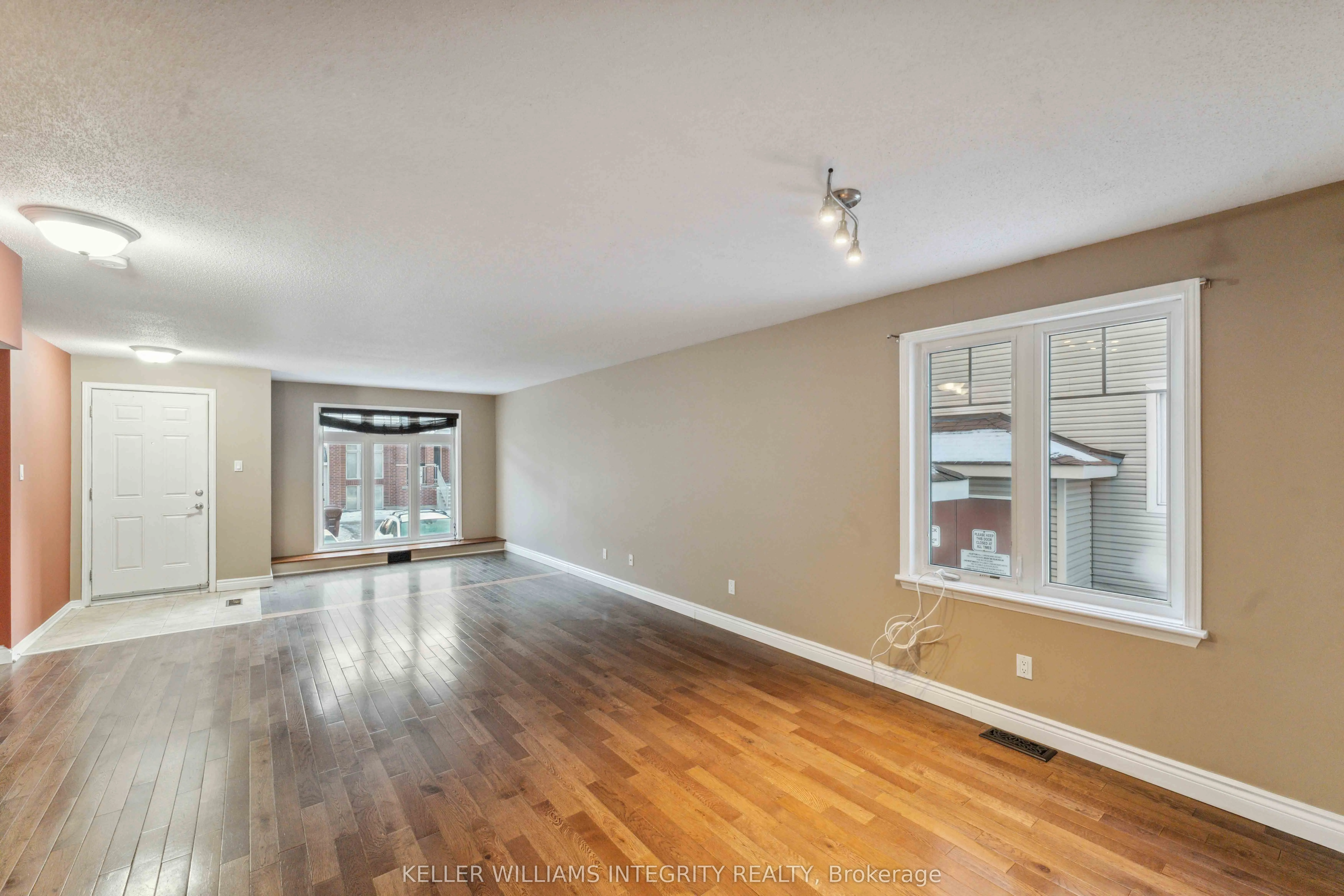 562 Reardon, #9