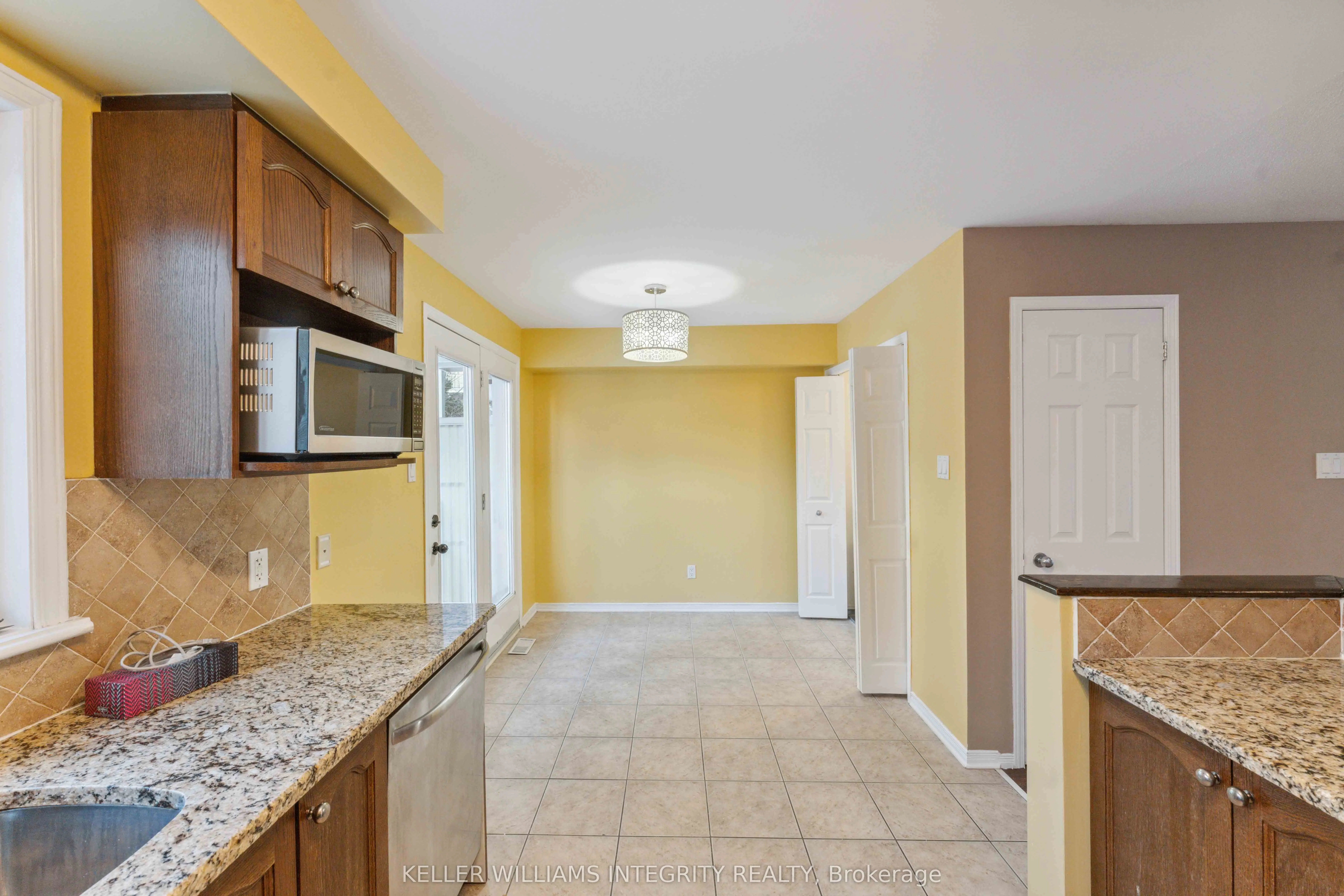562 Reardon, #9
