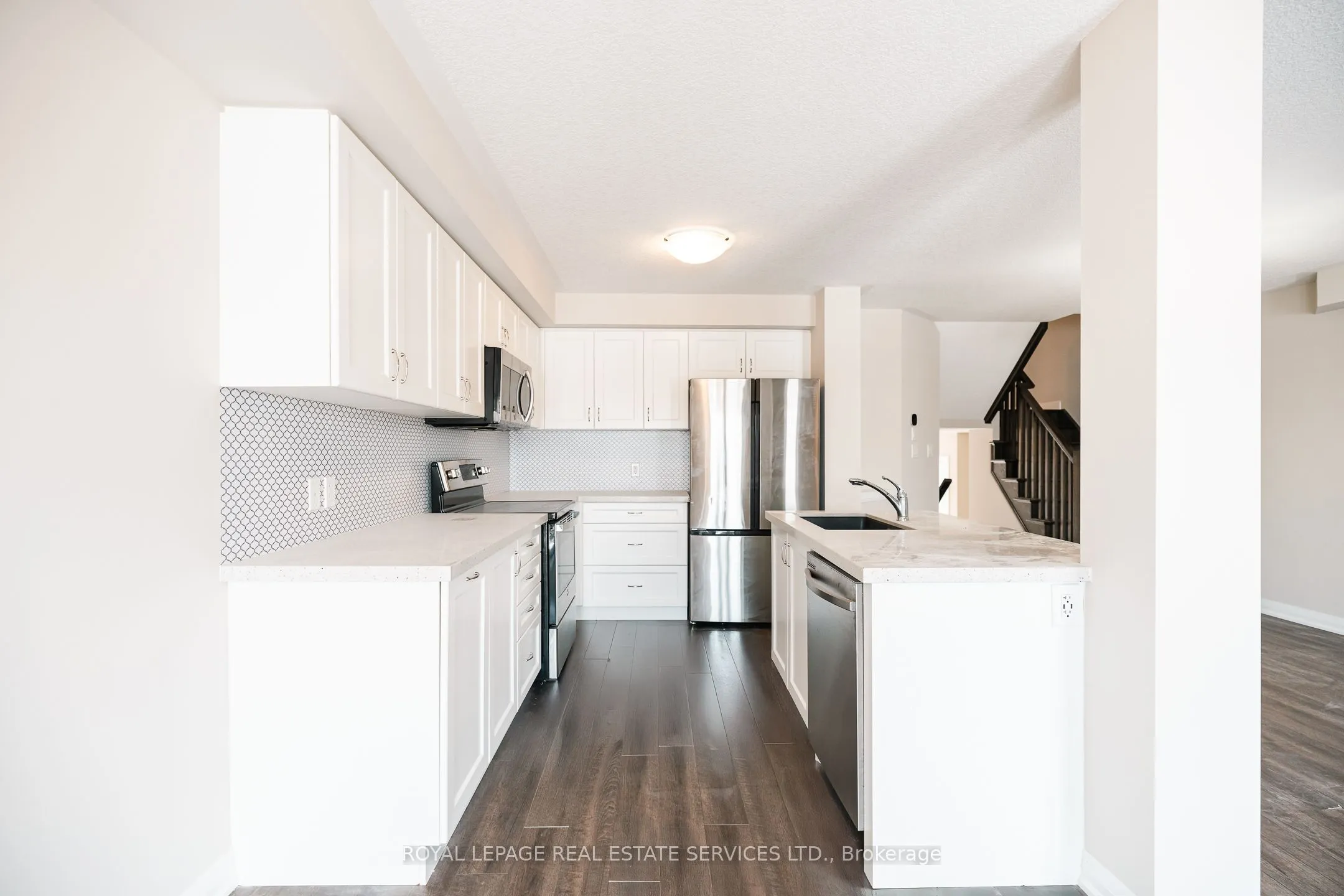 116 Laguna Village Crescent