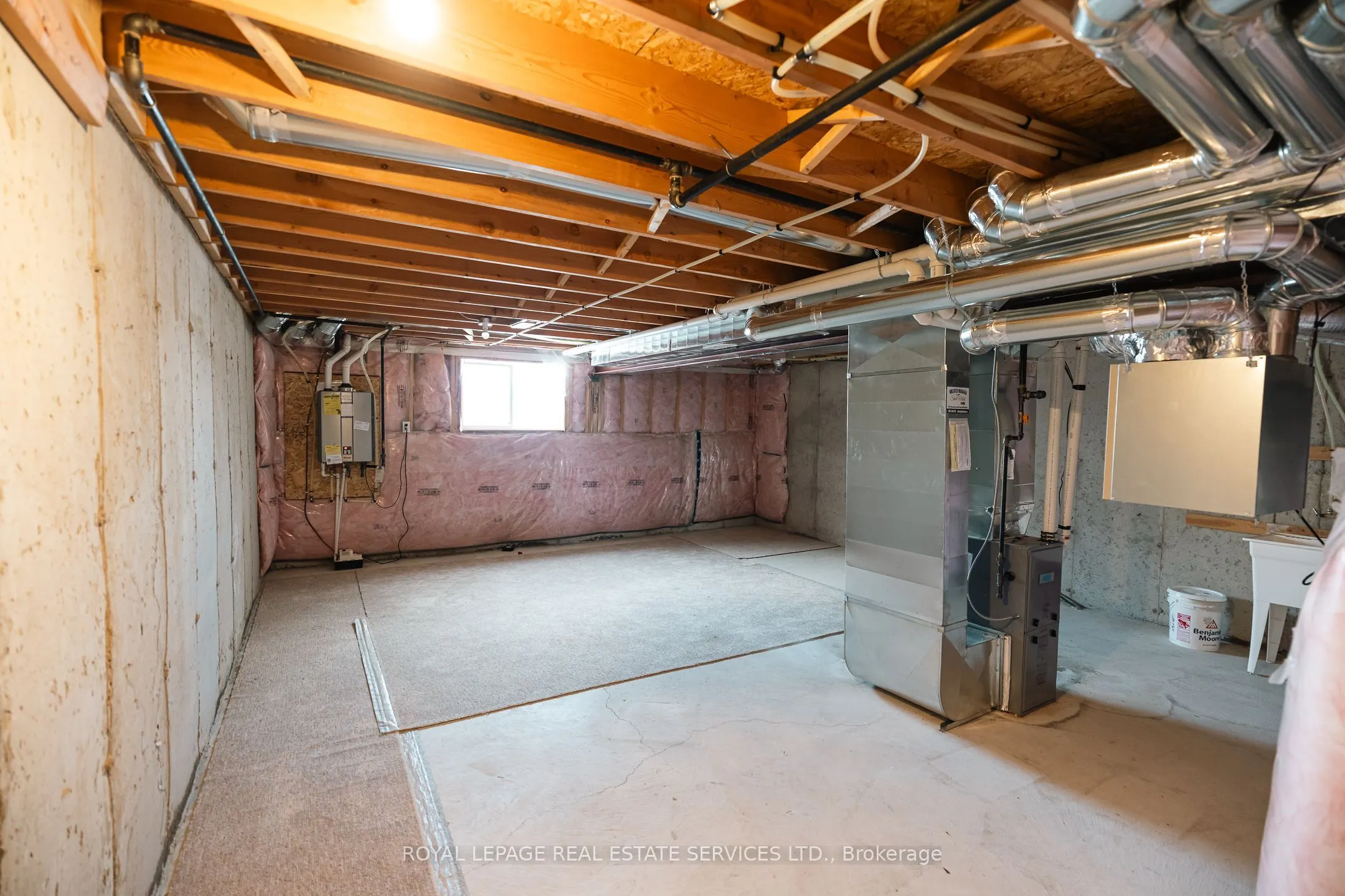 116 Laguna Village Crescent