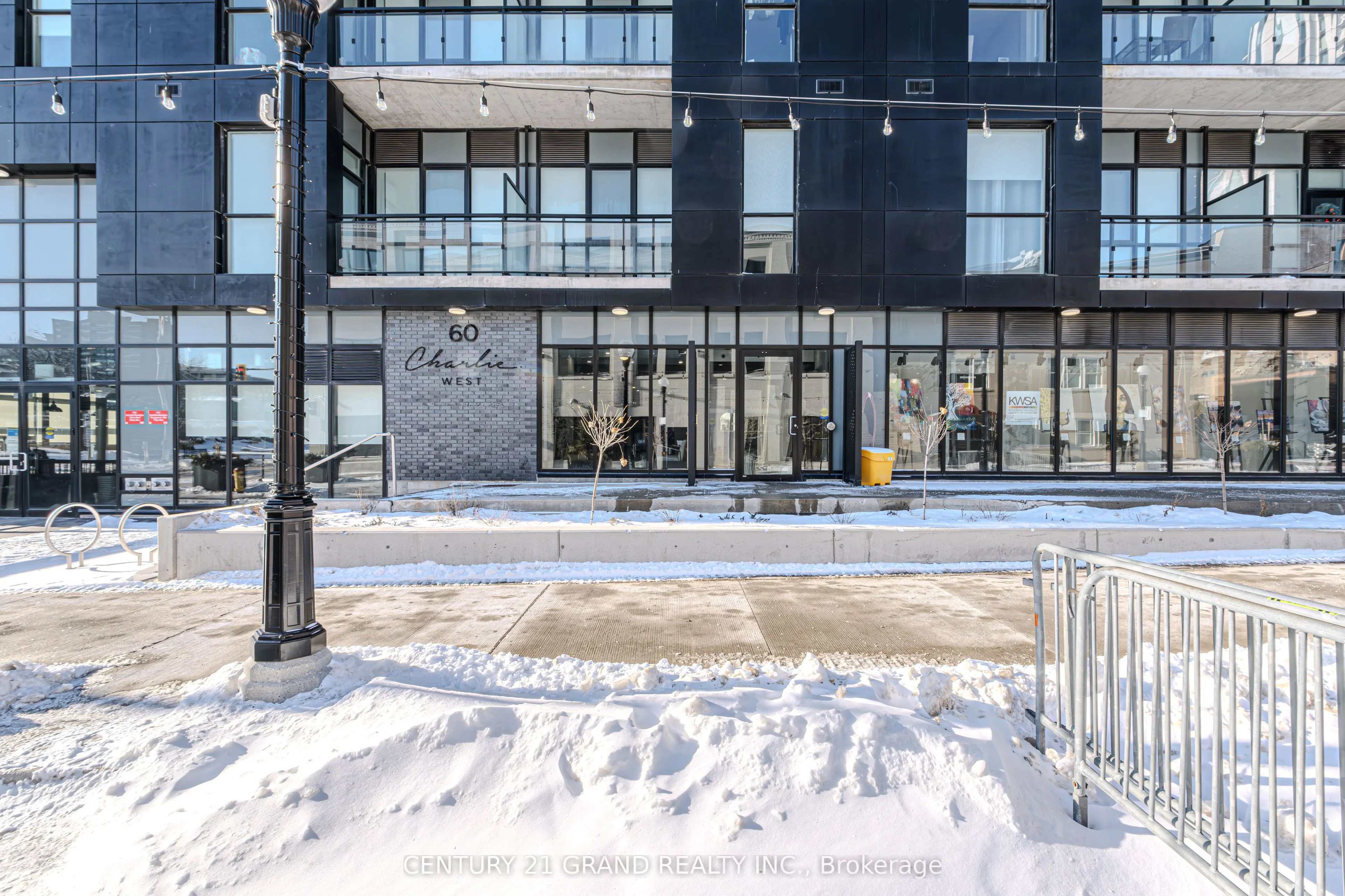 60 Charles Street W, #503