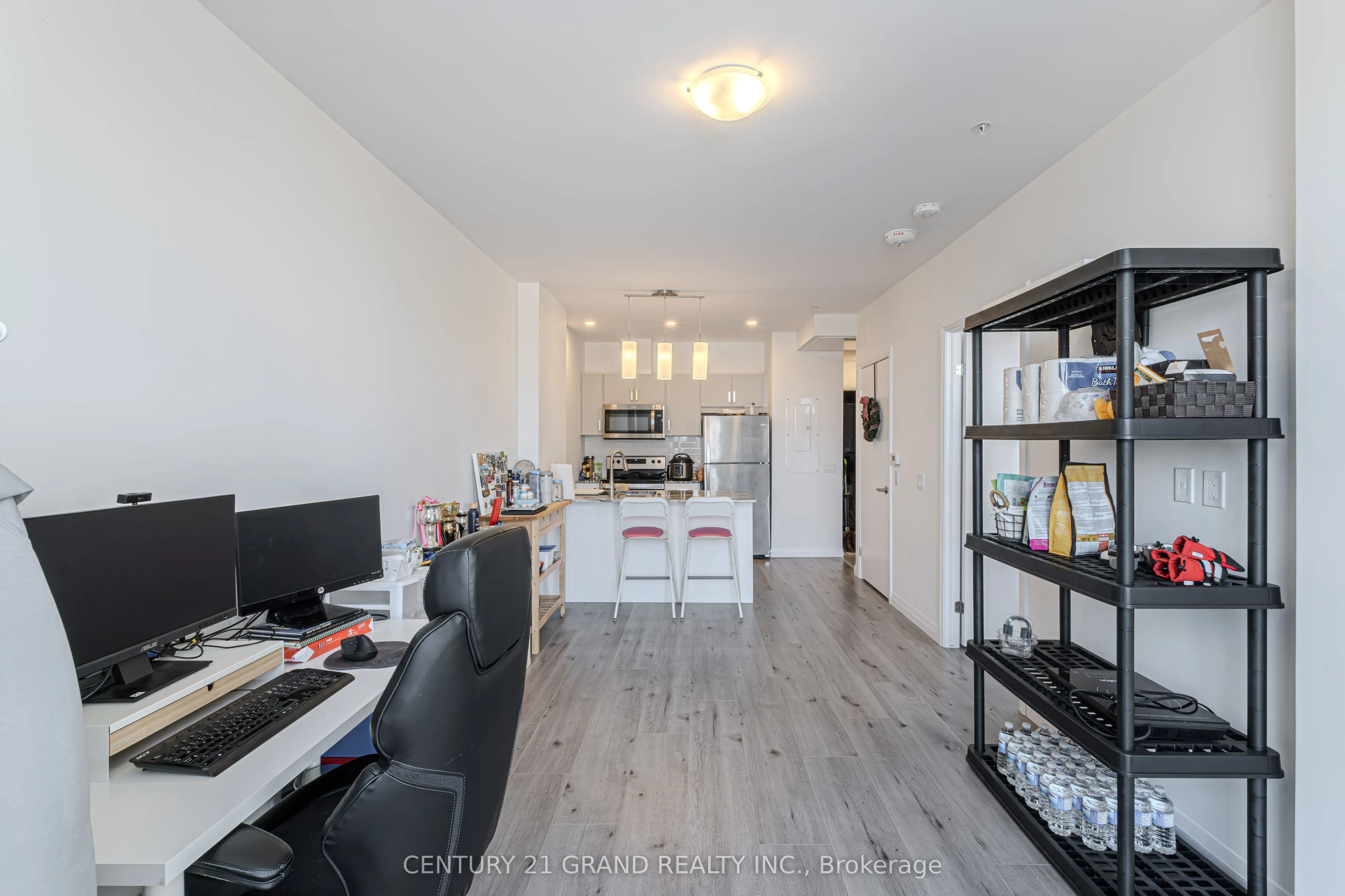 60 Charles Street W, #503