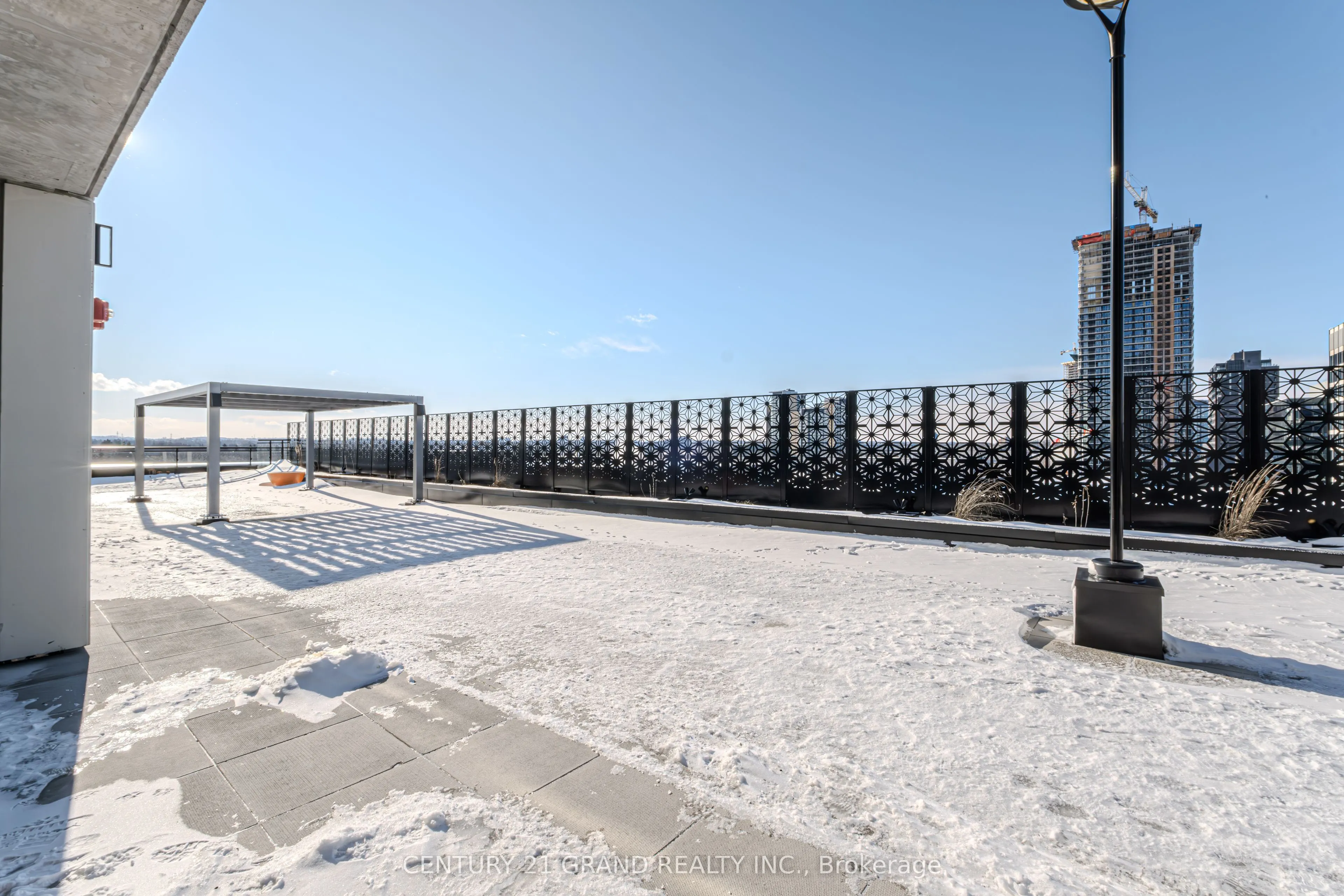 60 Charles Street W, #503