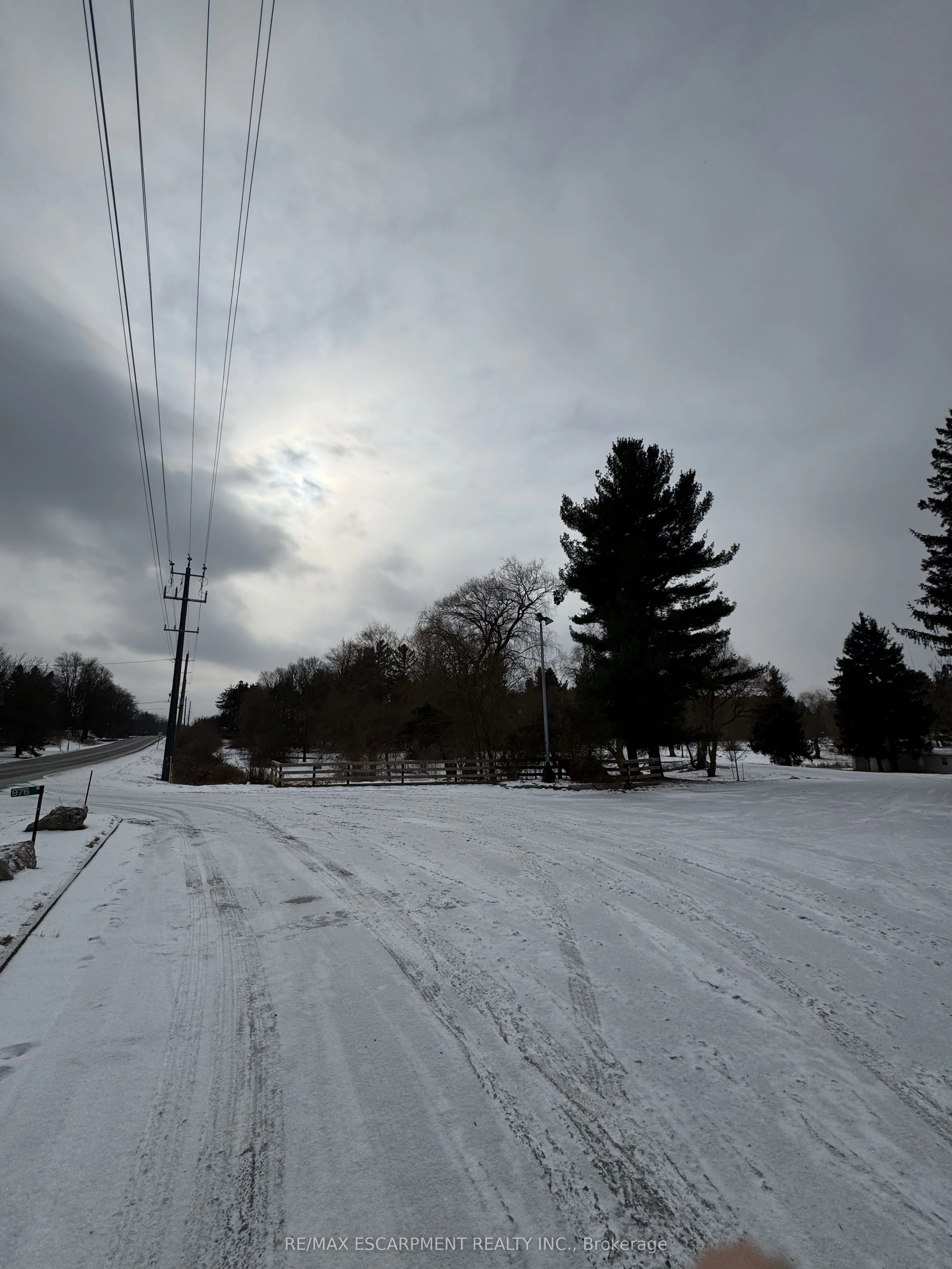 976 52 Highway N
