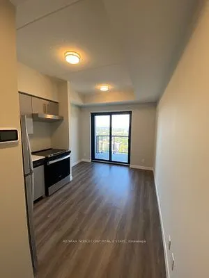 15 Queen Street S, #1803