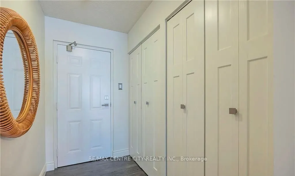 155 Kent Street, #1205