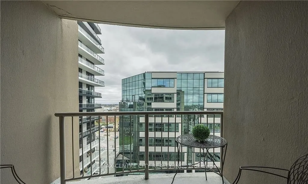 155 Kent Street, #1205