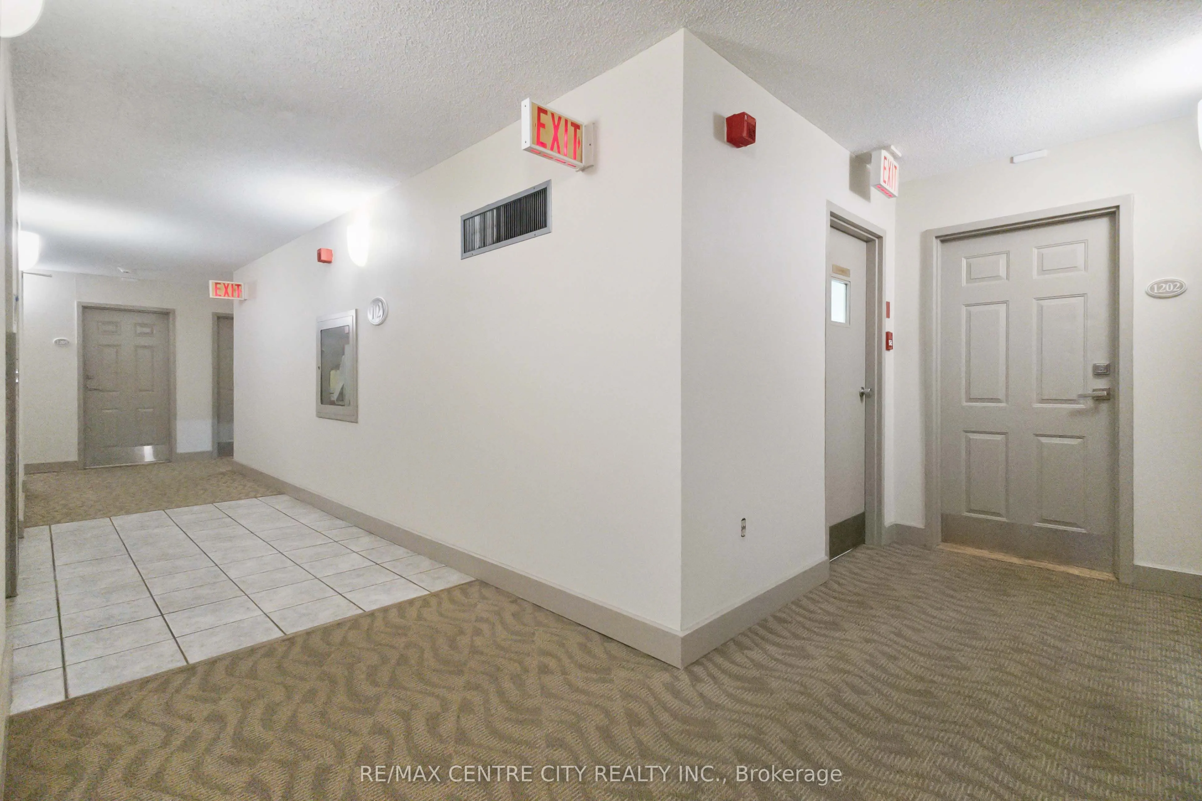 155 Kent Street, #1205