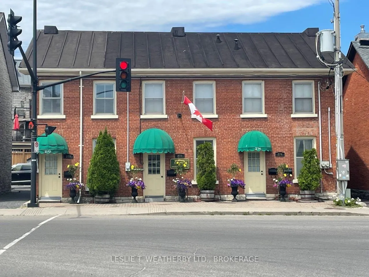 272 Wellington Street