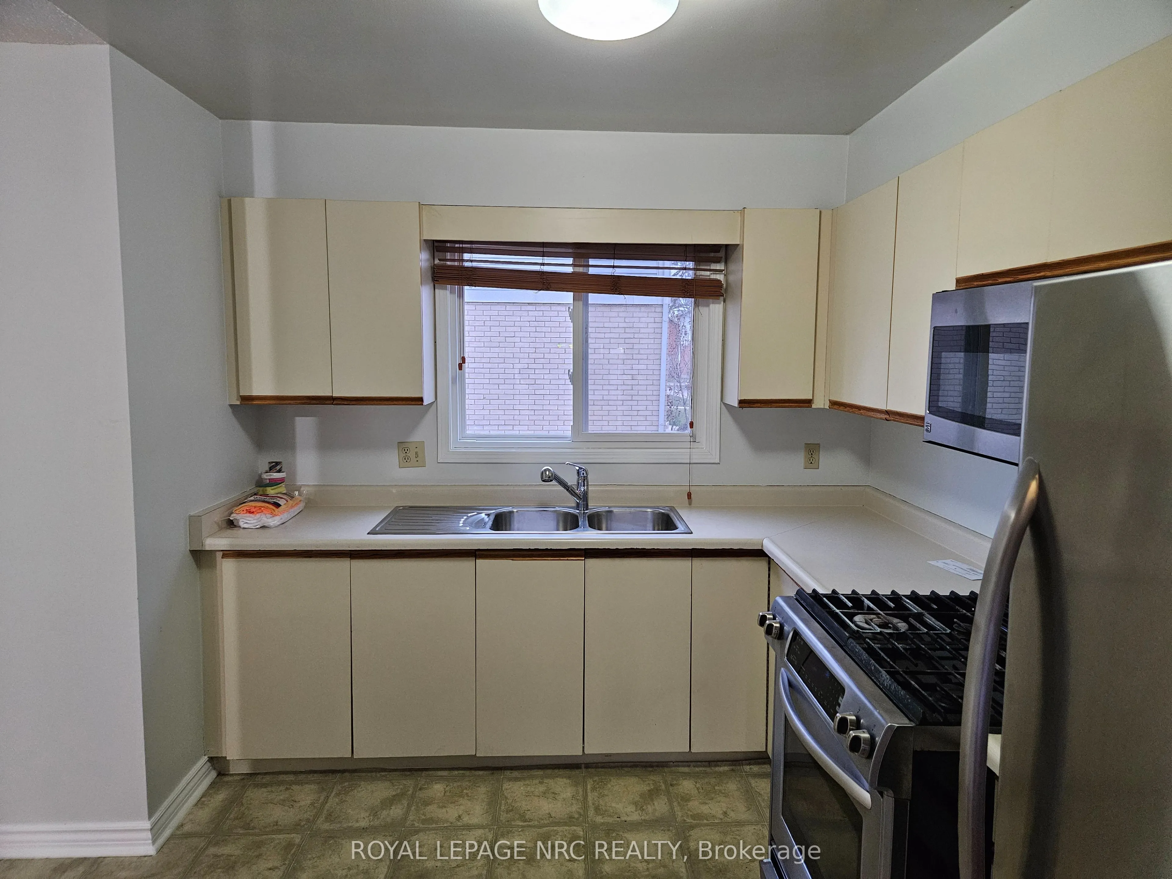 65 Dorchester Boulevard, #44