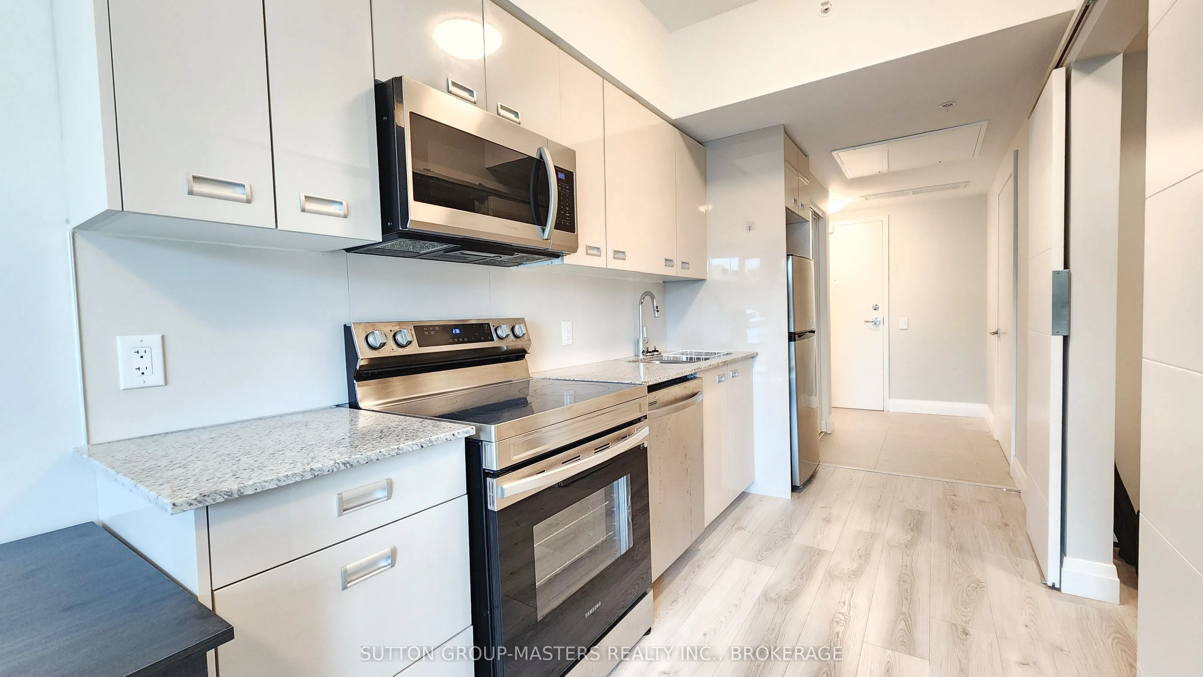 652 Princess Street #211