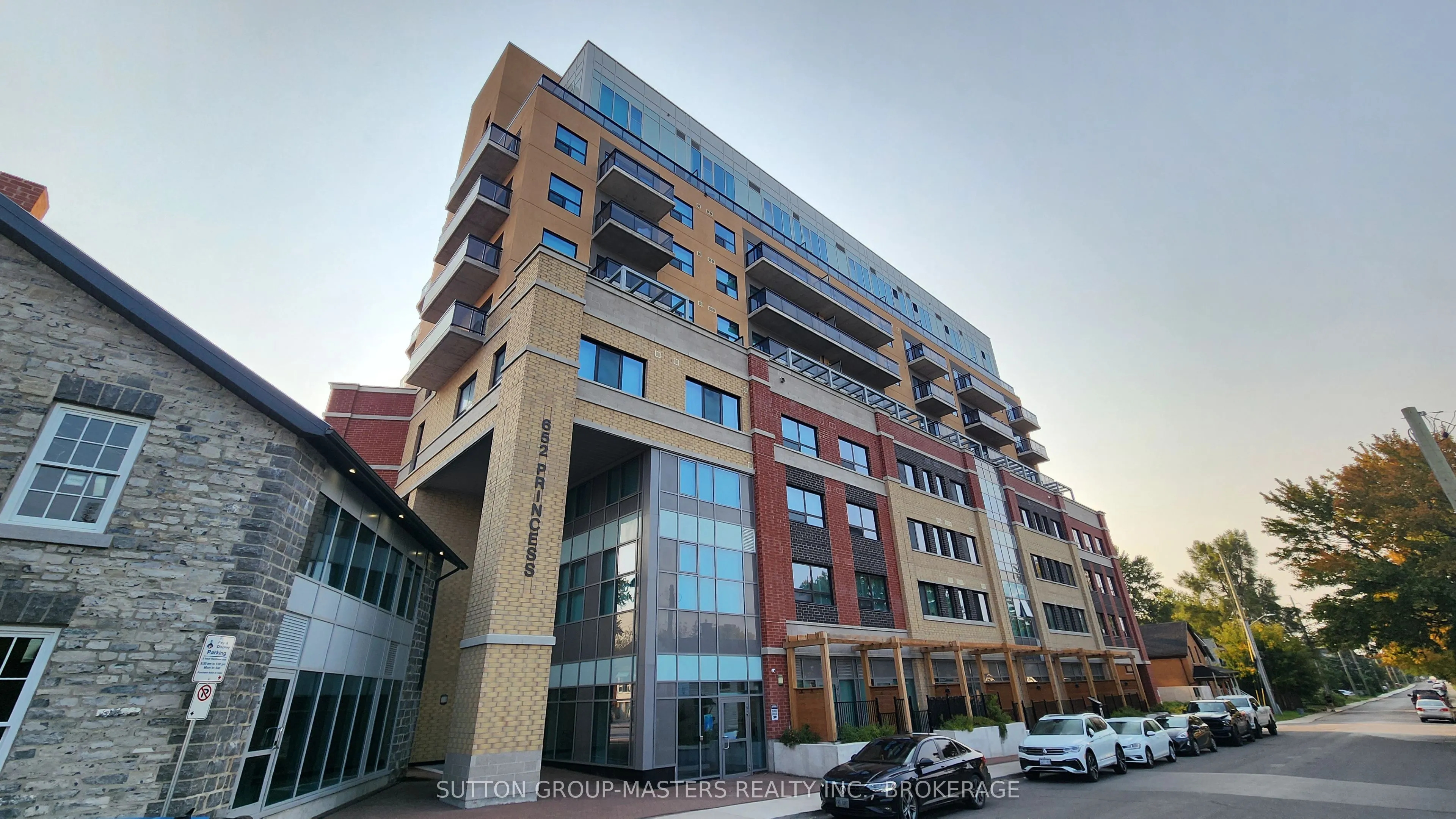 652 Princess Street #211