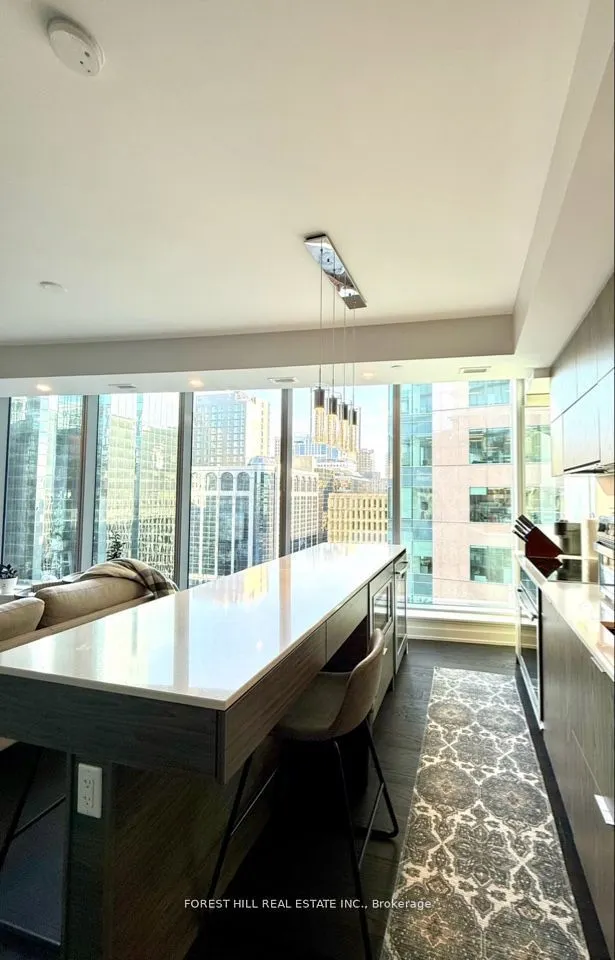 101 Queen Street #910