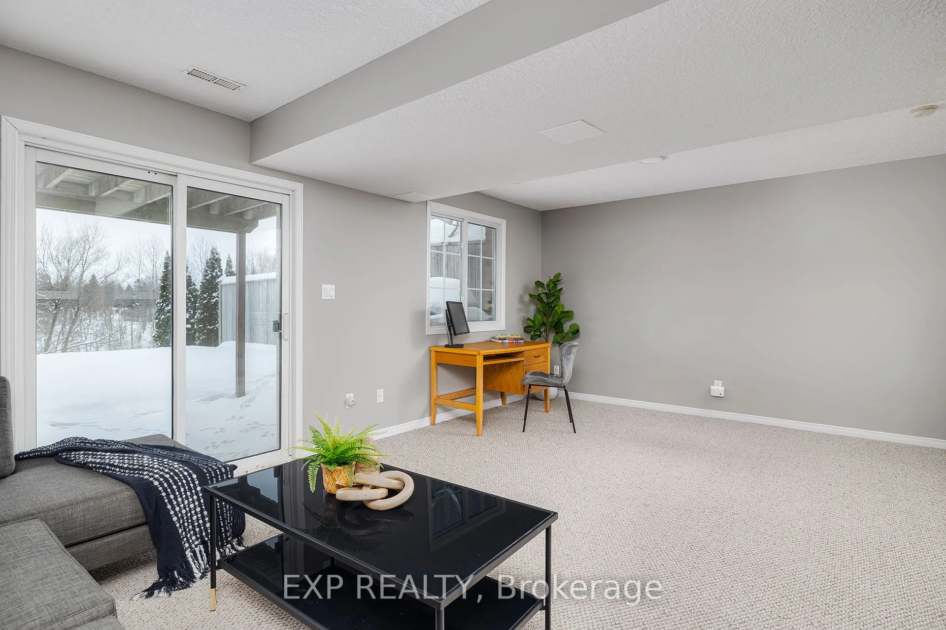 148 Athlone Crescent
