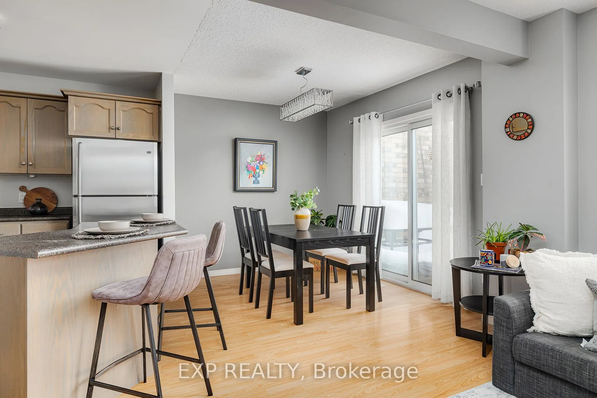 148 Athlone Crescent