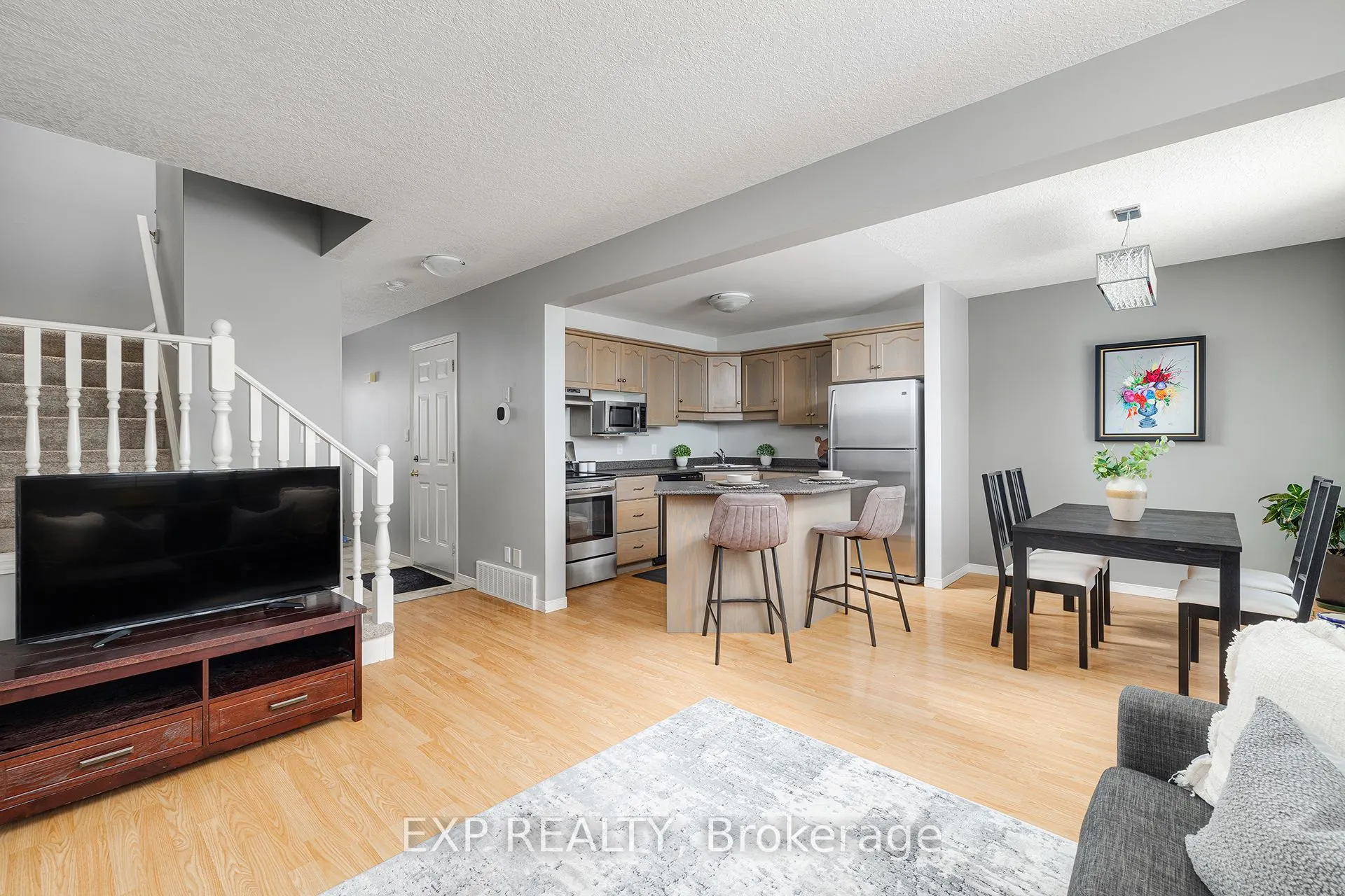 148 Athlone Crescent