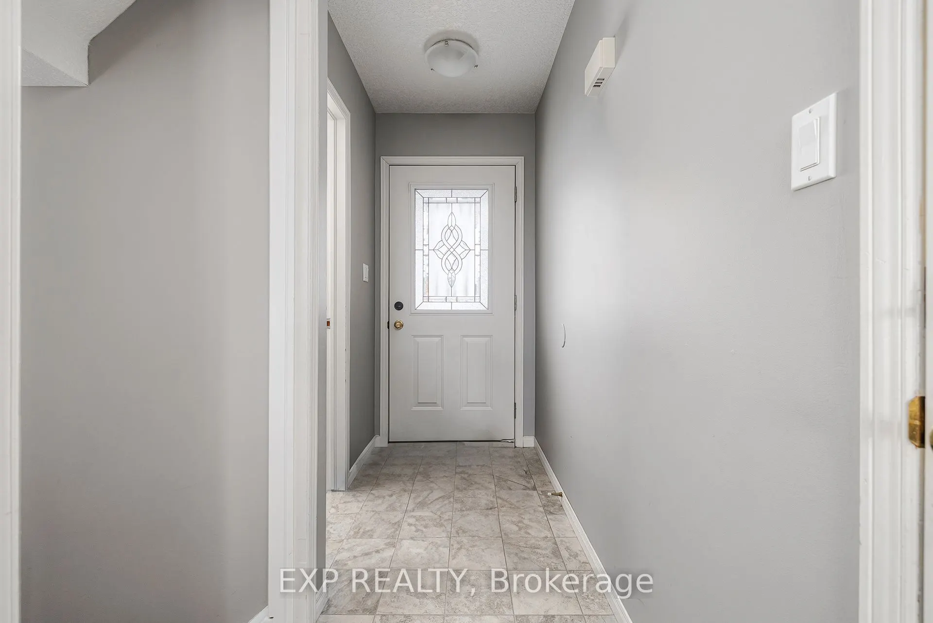 148 Athlone Crescent