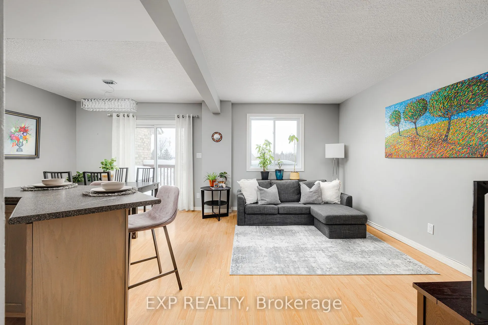 148 Athlone Crescent