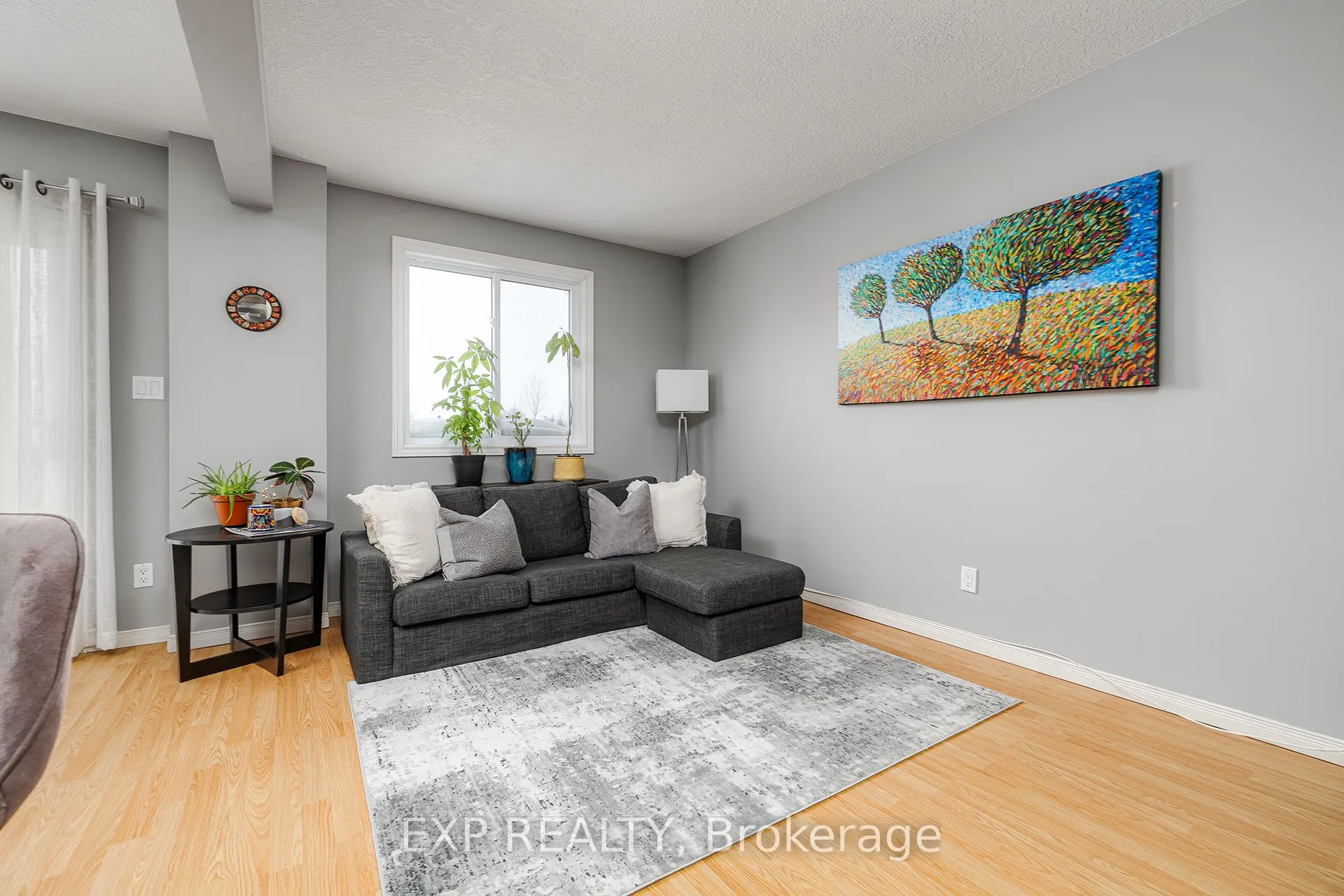 148 Athlone Crescent