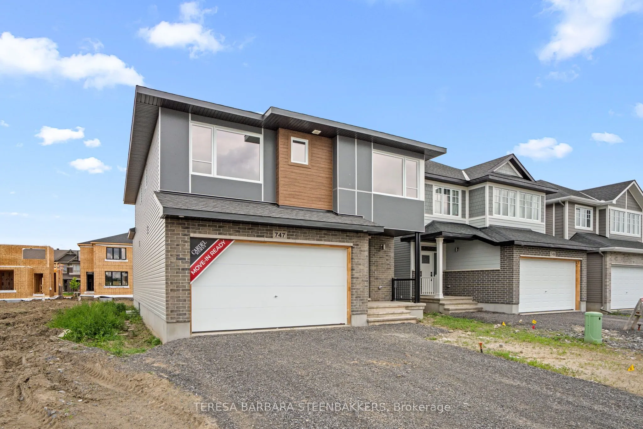 747 Kenny Gordon Avenue W