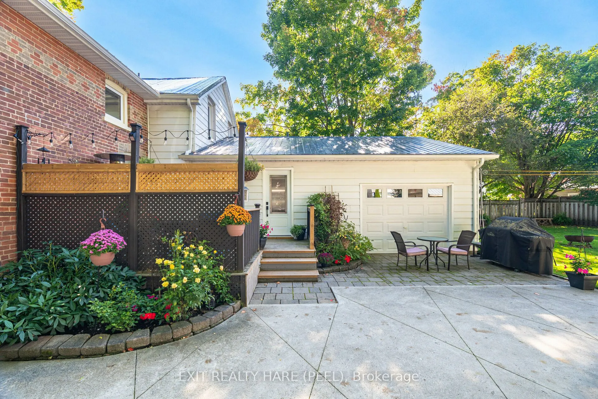 51 Osprey Street S