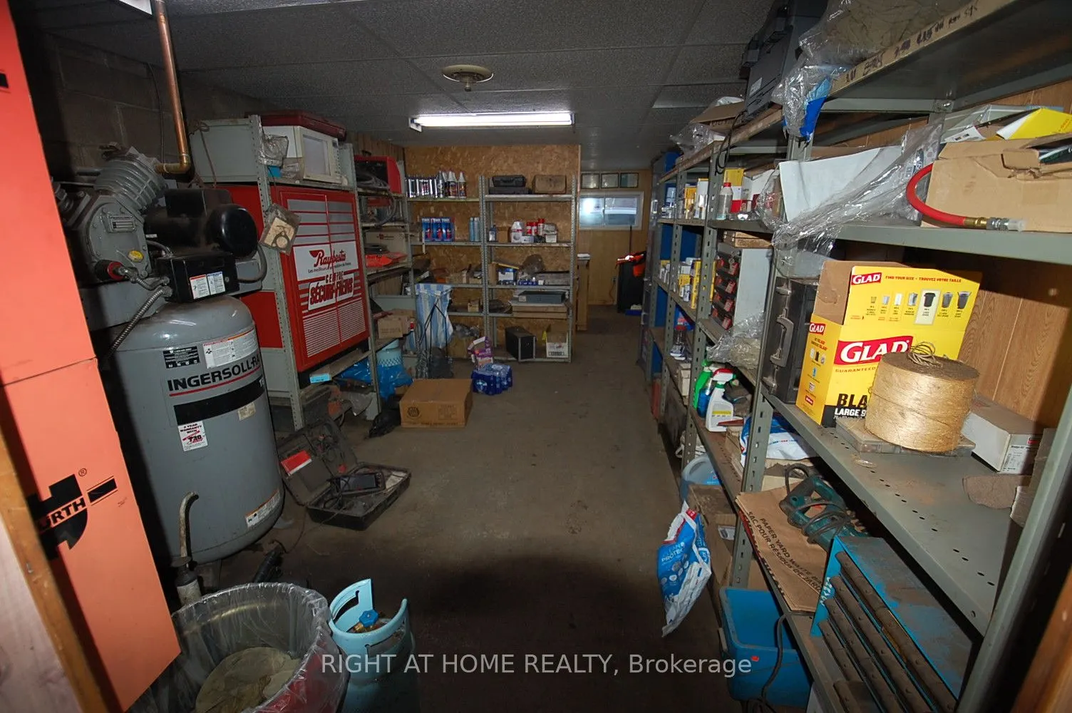 312 Ramage Road N