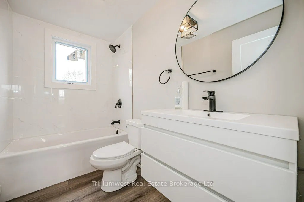 41 Albert Street, #3