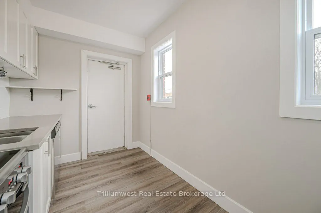 41 Albert Street, #3