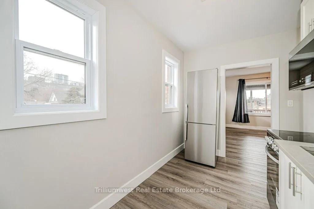 41 Albert Street, #3